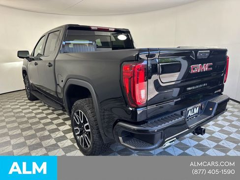 Used 2024 GMC Sierra 1500 AT4 w/ AT4 Premium Package AWD/4WD image 10