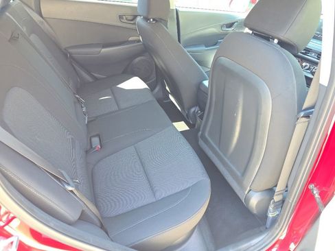 Used 2023 Hyundai Kona SEL AWD/4WD image 17