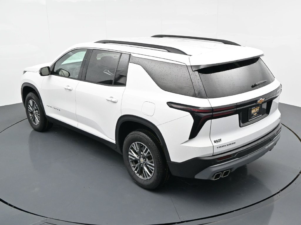 Used 2024 Chevrolet Traverse LT FWD image 22