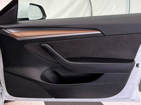 Used 2023 Tesla Model 3 Standard Range RWD image 21