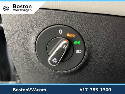 Used 2025 Volkswagen Taos SEL w/ Black Wheel Plus Package image 21