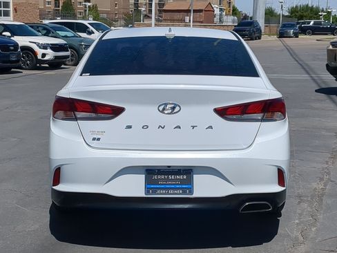 Used 2018 Hyundai Sonata SE FWD image 4