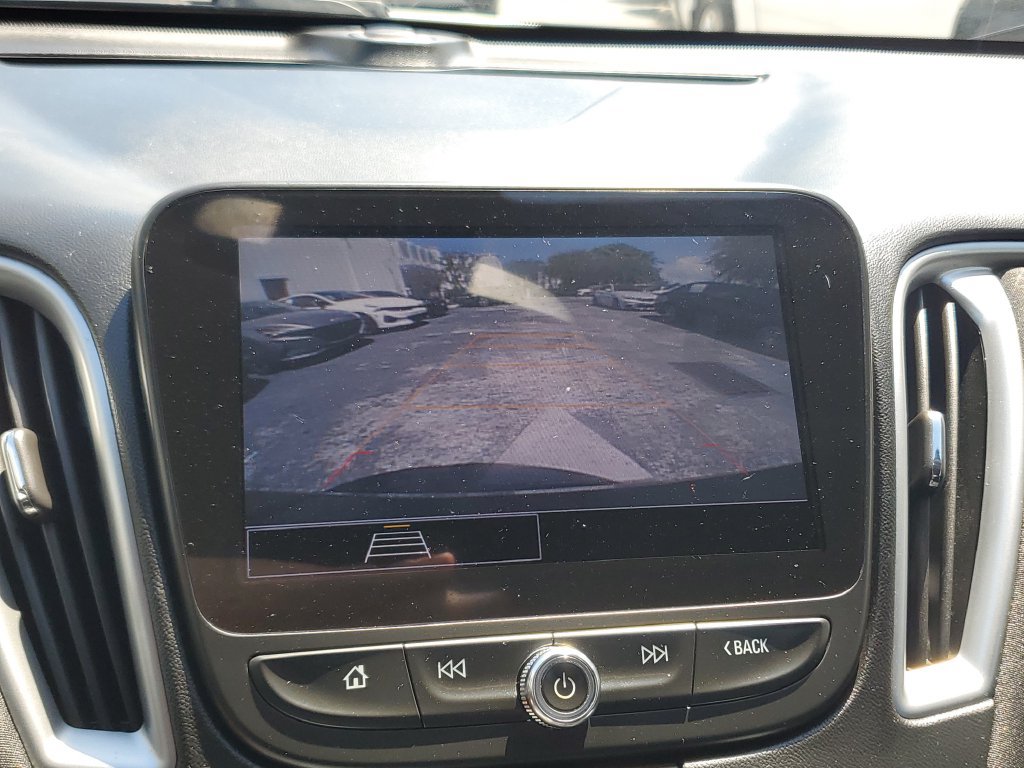 Used 2022 Chevrolet Malibu LS FWD image 26