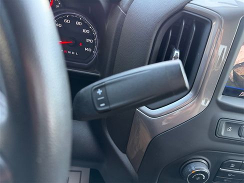 Used 2021 Chevrolet Silverado 2500 Custom w/ Custom Value Package image 20