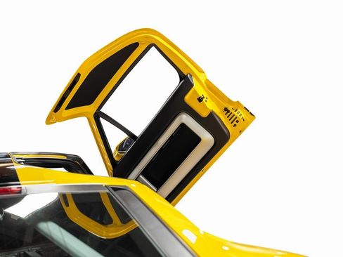 Used 2005 Ford GT image 55