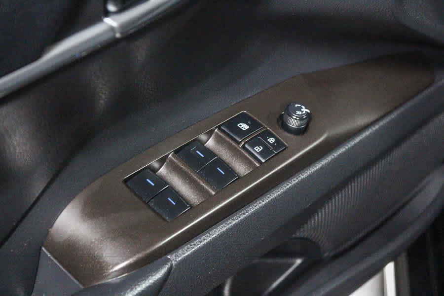 Used 2023 Toyota Camry SE FWD image 21
