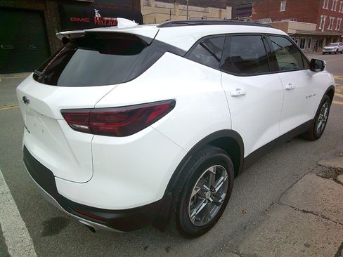 Certified 2024 Chevrolet Blazer LT w/ LPO, Floor Liner Package image 6