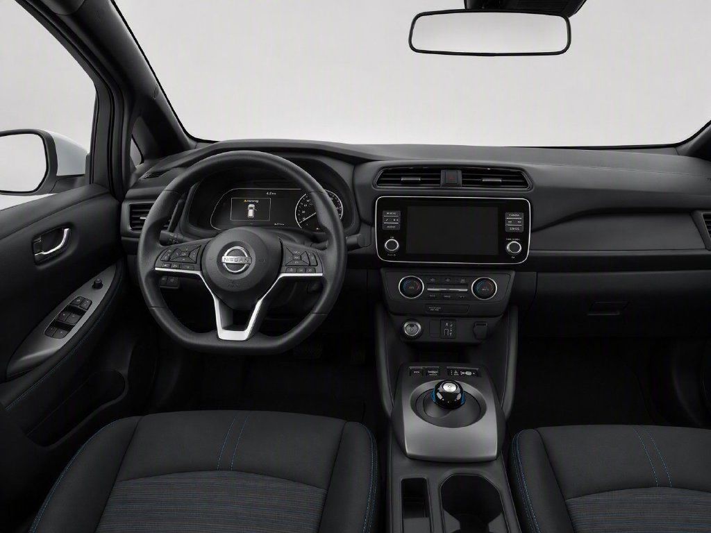 Used 2025 Nissan Leaf S FWD image 36