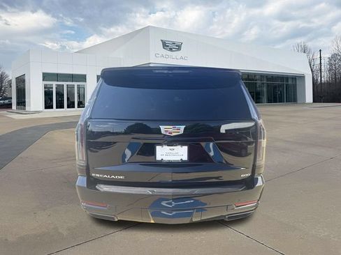 Certified 2025 Cadillac Escalade Sport Platinum AWD/4WD image 4