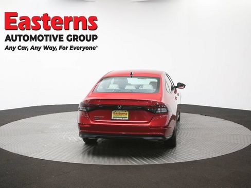 Used 2025 Honda Accord SE image 37