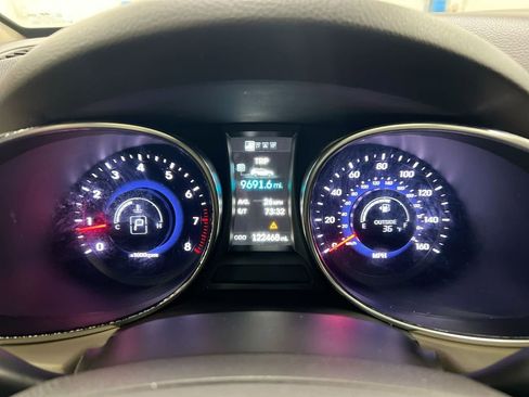 Used 2015 Hyundai Santa Fe Limited image 12