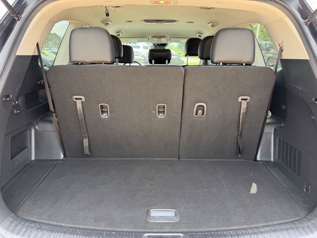 Used 2024 Kia Telluride LX FWD image 27