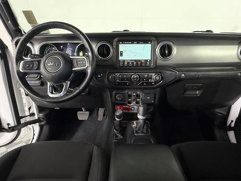 Used 2022 Jeep Wrangler Unlimited Rubicon 4xe w/ Cold Weather Group AWD/4WD image 15