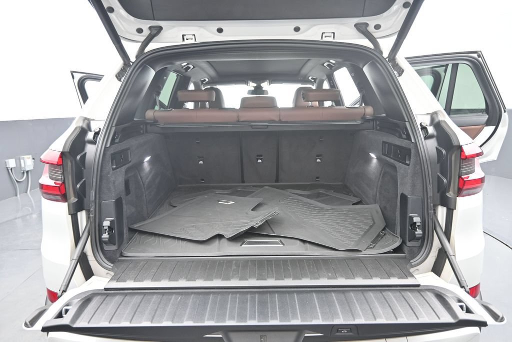 Used 2022 BMW X5 sDrive40i w/ Premium Package RWD image 27