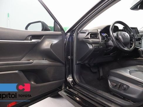 Certified 2023 Toyota Camry SE FWD image 9