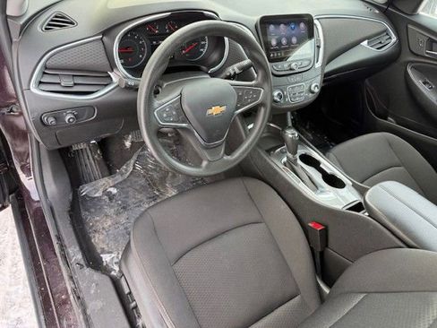 Used 2020 Chevrolet Malibu LT image 11