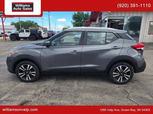 Used 2020 Nissan Kicks SV FWD image 6