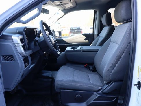 Used 2024 Ford F250 XL w/ XL Off-Road Package image 4