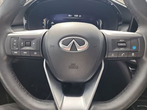 Used 2023 INFINITI QX60 Luxe w/ Vision Package image 16