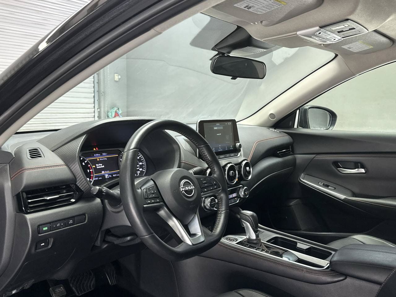 Used 2024 Nissan Sentra SR w/ SR Premium Package FWD image 17