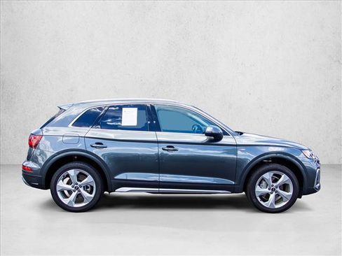Used 2023 Audi Q5 2.0T Premium Plus w/ Premium Plus Package AWD/4WD image 4