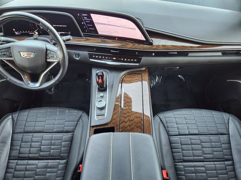Used 2023 Cadillac Escalade Sport Platinum w/ LPO, ONYX Package image 26