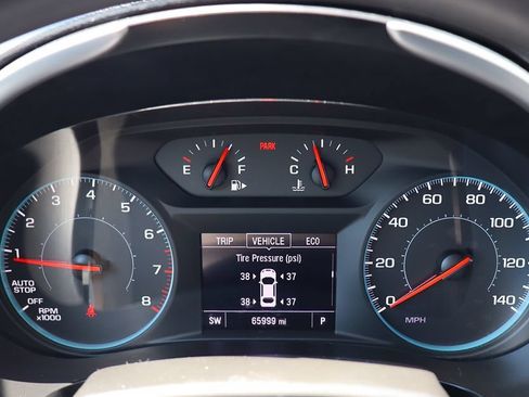 Used 2023 Chevrolet Malibu LT FWD image 42