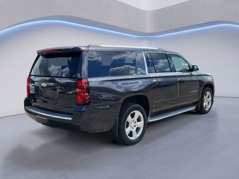 Used 2015 Chevrolet Suburban LTZ AWD/4WD image 3