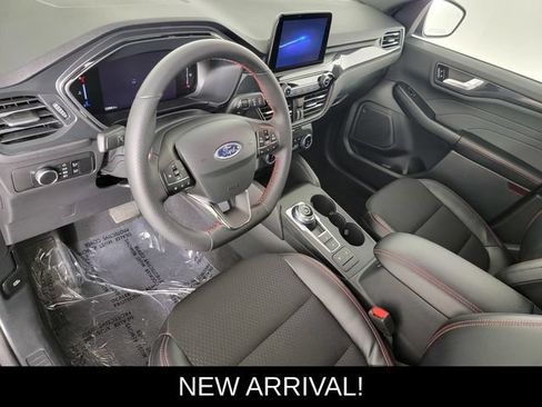 Used 2026 Ford Escape ST-Line AWD/4WD image 12