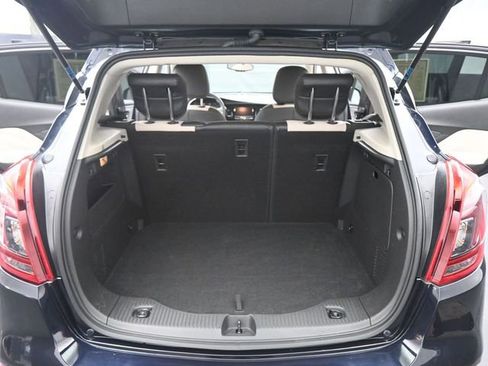 Used 2022 Buick Encore Preferred w/ Safety Package image 14