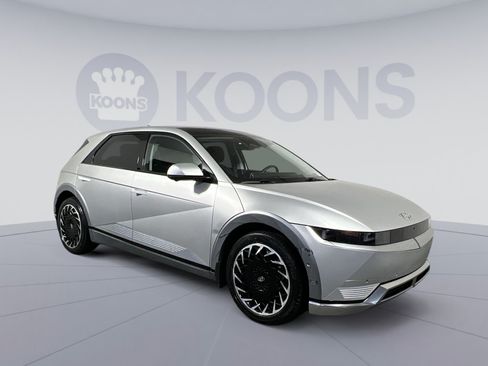 Used 2023 Hyundai Ioniq 5 Limited AWD/4WD image 2