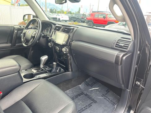 Certified 2023 Toyota 4Runner TRD Off-Road Premium w/ Off Road Premium Plus Package AWD/4WD image 29