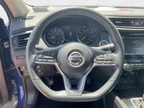 Used 2019 Nissan Rogue SV AWD/4WD image 20