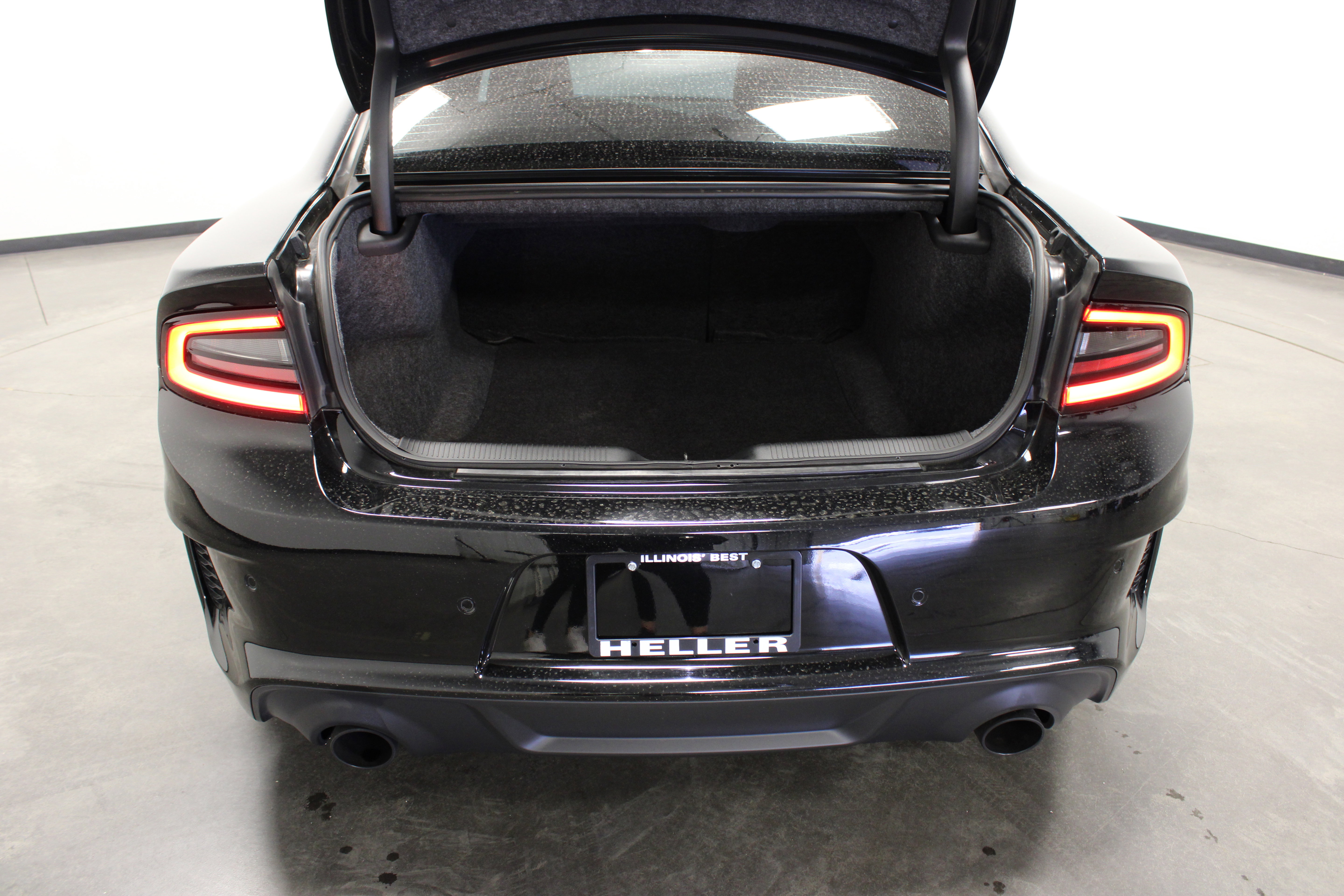 Used 2023 Dodge Charger SRT Hellcat w/ Harman/Kardon Audio Group RWD image 12