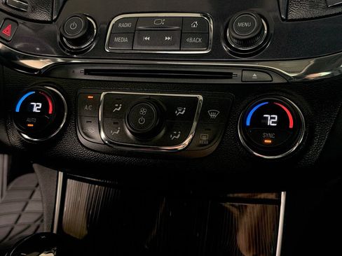 Used 2019 Chevrolet Impala Premier FWD image 43