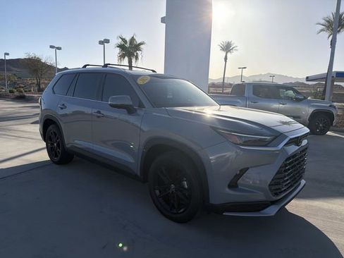 Certified 2025 Toyota Grand Highlander AWD Hybrid image 3