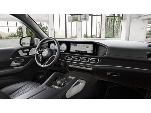 Certified 2024 Mercedes-Benz Maybach GLS 600 4MATIC image 6