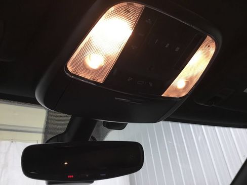 Used 2020 Jeep Grand Cherokee Altitude AWD/4WD image 20