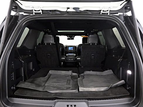 Used 2021 Ford Expedition XLT image 37