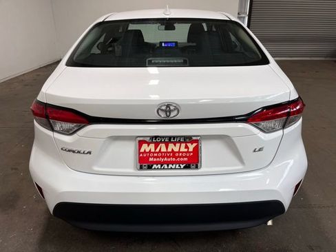Used 2023 Toyota Corolla LE FWD image 4