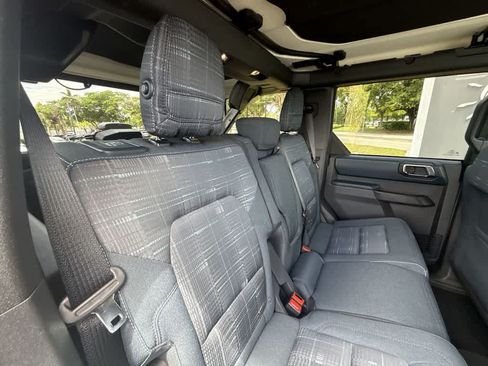Used 2025 Ford Bronco Heritage Edition AWD/4WD image 26