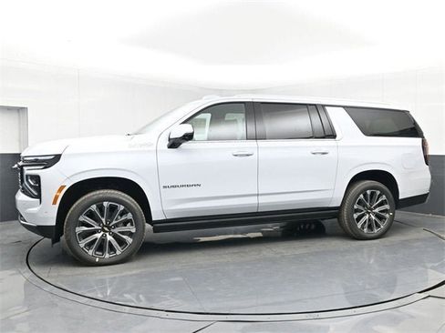 New 2026 Chevrolet Suburban High Country image 11