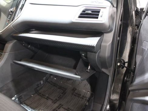 Used 2024 Subaru Ascent Premium w/ Convenience Package image 27