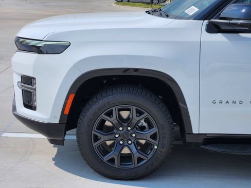New 2026 Jeep Grand Wagoneer 4WD image 10