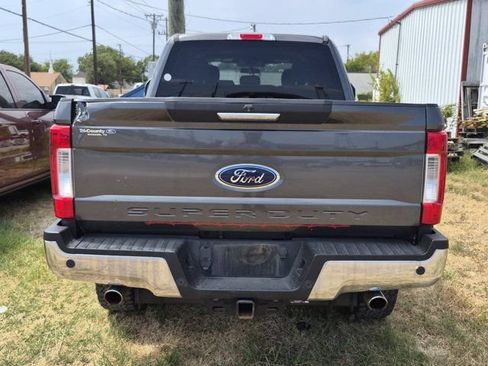 Used 2019 Ford F250 XLT w/ XLT Premium Package AWD/4WD image 10