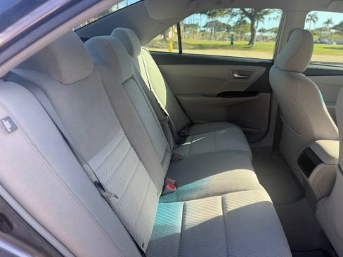 Used 2016 Toyota Camry LE FWD image 15