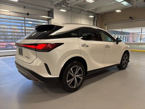Used 2023 Lexus RX 350 Premium image 8