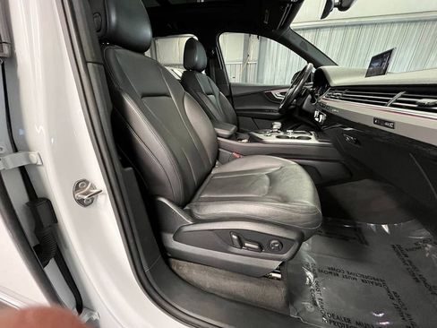 Used 2017 Audi Q7 3.0T Premium AWD/4WD image 14