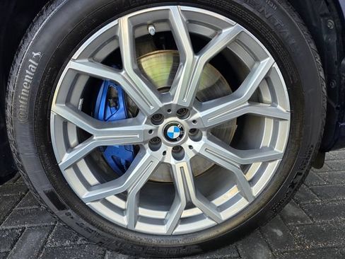 Used 2022 BMW X7 xDrive40i w/ Executive Package AWD/4WD image 7