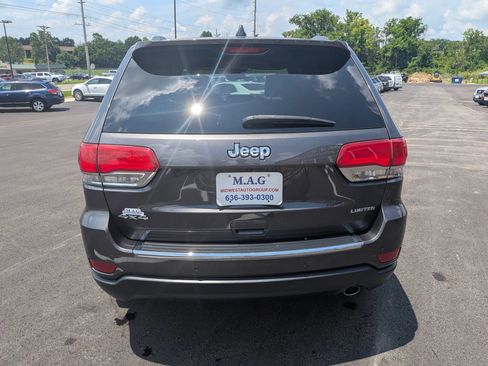 Used 2018 Jeep Grand Cherokee Limited AWD/4WD image 5